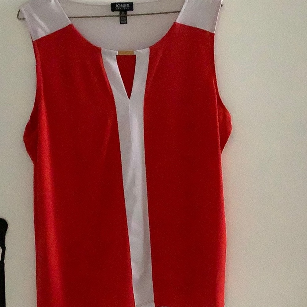Short sleeve top